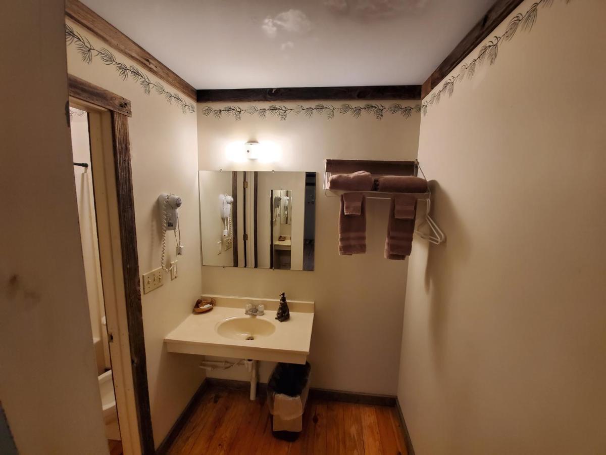 Jamesport Inn Extérieur photo
