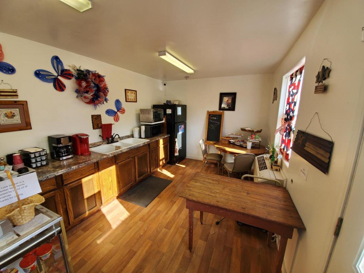 Jamesport Inn Extérieur photo