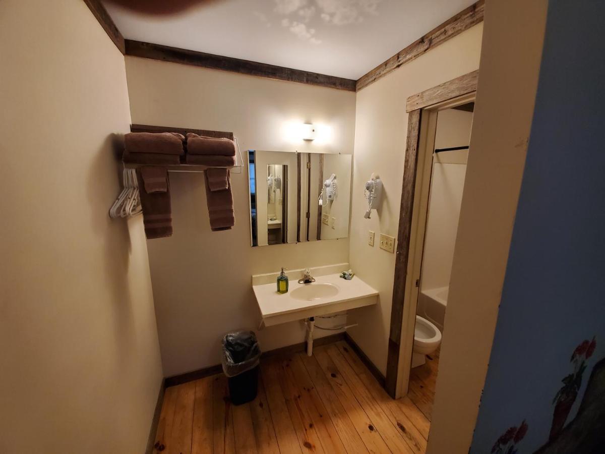 Jamesport Inn Extérieur photo