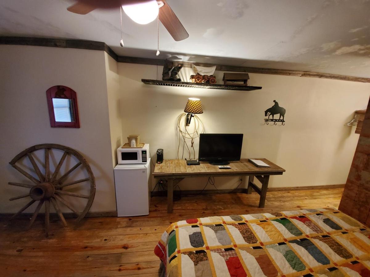 Jamesport Inn Extérieur photo